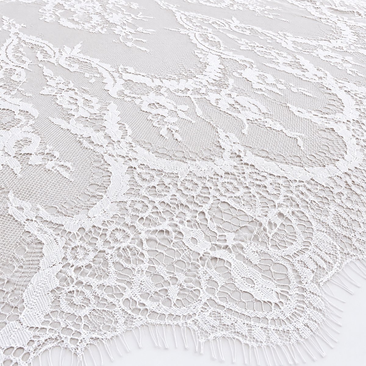 Ornate Scroll Chantilly Lace with Scalloped Edge