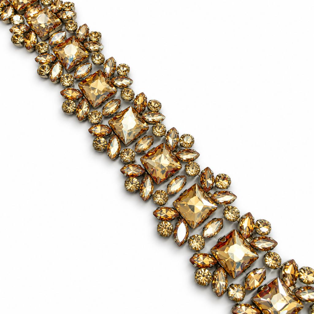 Luxury Hotfix Diamante Trim – Champagne Square Crystal | Iron-On Trim
